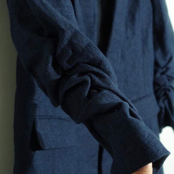 Tahari Womens 100% Linen Shawl Lapel Blazer Jacket Ruched Sleeve Navy Size 4P - Picture 4 of 9